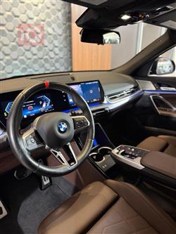 بی ئێم دەبڵیو X2